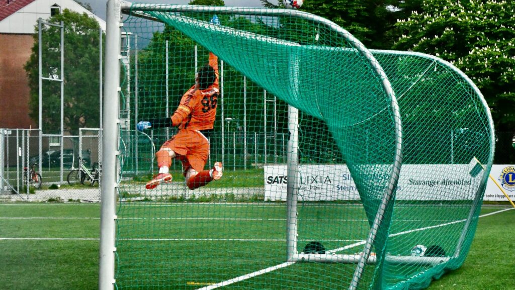 Goalkeeping Techniques In Soccer